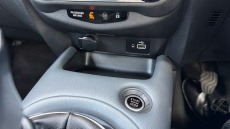 Nissan Juke 1.0 DiG-T N-Connecta 5dr Petrol Hatchback